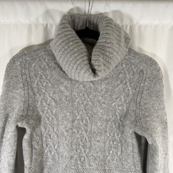 Gap Lambs Wool Blend Sweater Women's Small Cable Knit Turtleneck Pullover - Picture 2 of 11